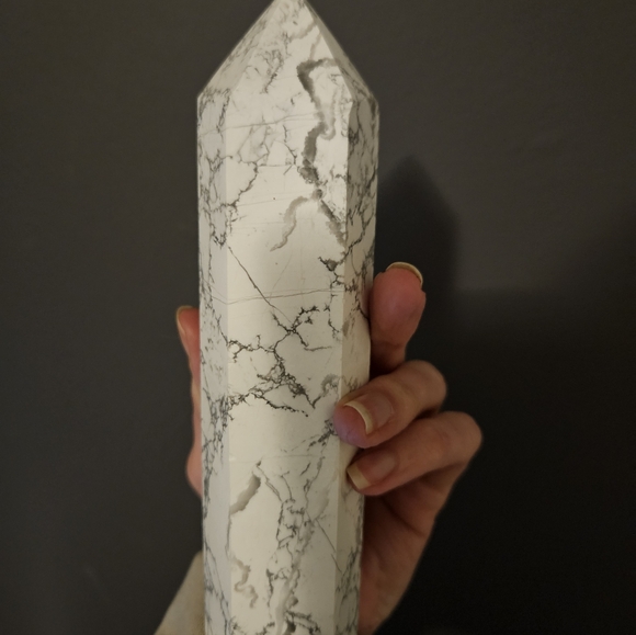 Natural Stone Howlite Tower - Picture 2 of 3